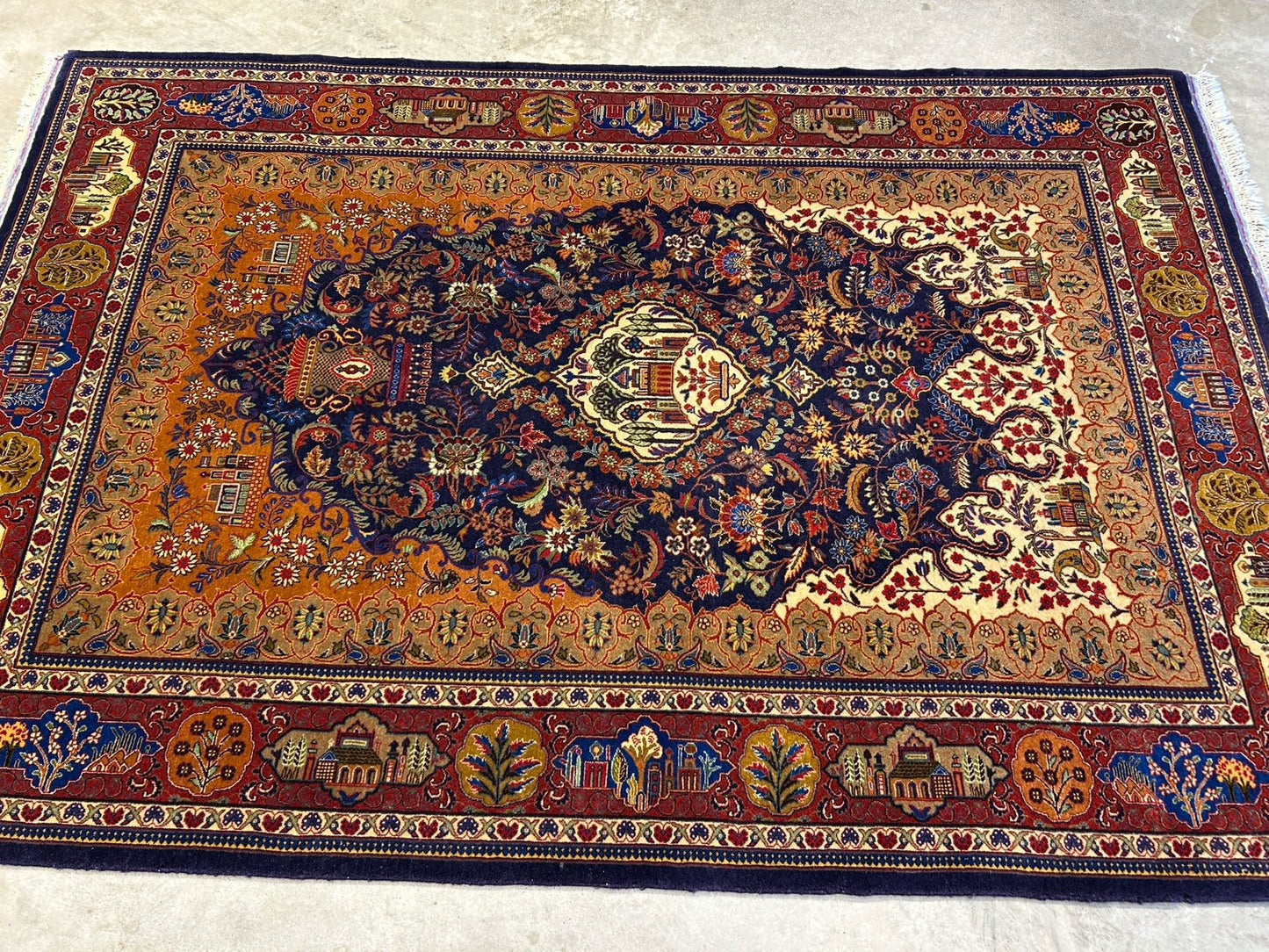 4'2”x 6'0" Antique Hand-Knotted 100% Lamb Wool Carpet - Kashane Area Rug