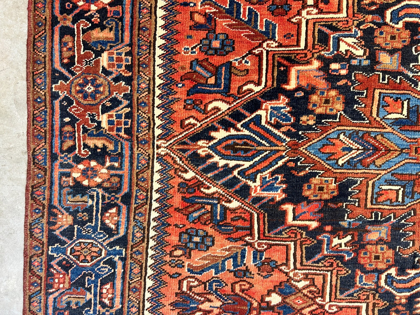 7'5"x11'1" Hand-Knotted 100% Wool Pile Herize Rug