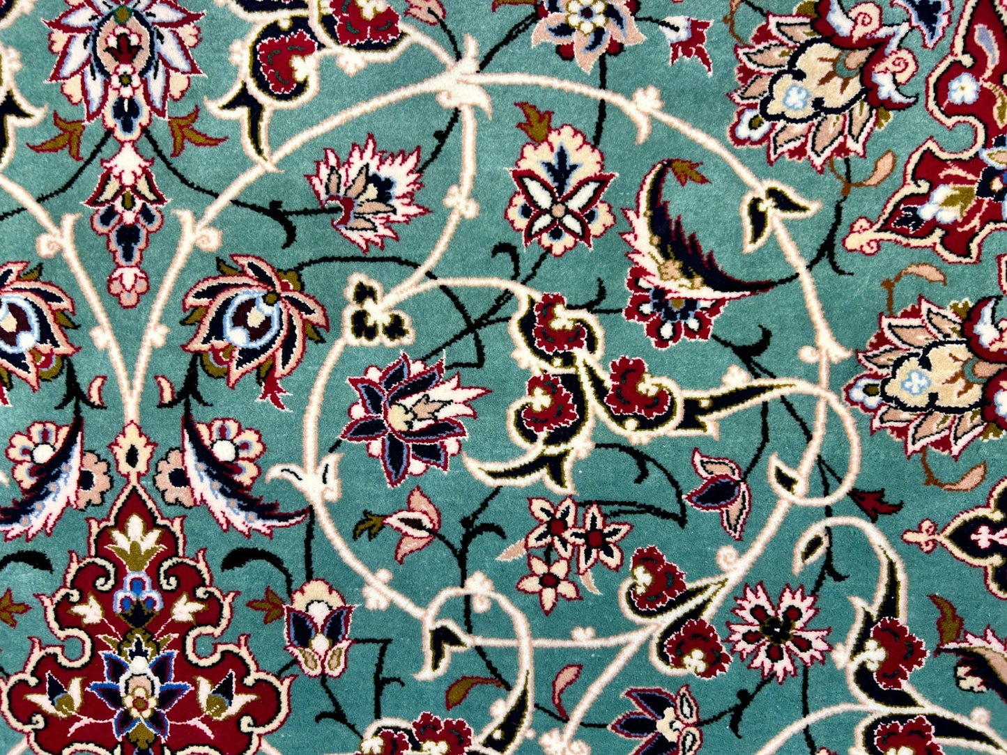 6'9"x10' Extra-Fine Hand-Knotted Wool & Silk Blend Isfahane Area Rug - Signed