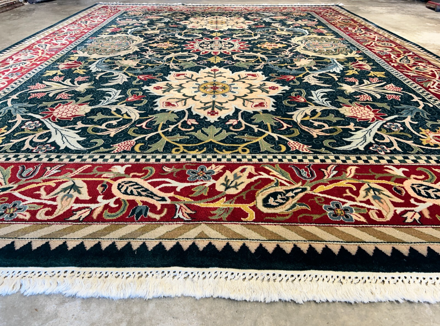 9'x12' Hand-Knotted 100% Wool Pile Oriental Rug