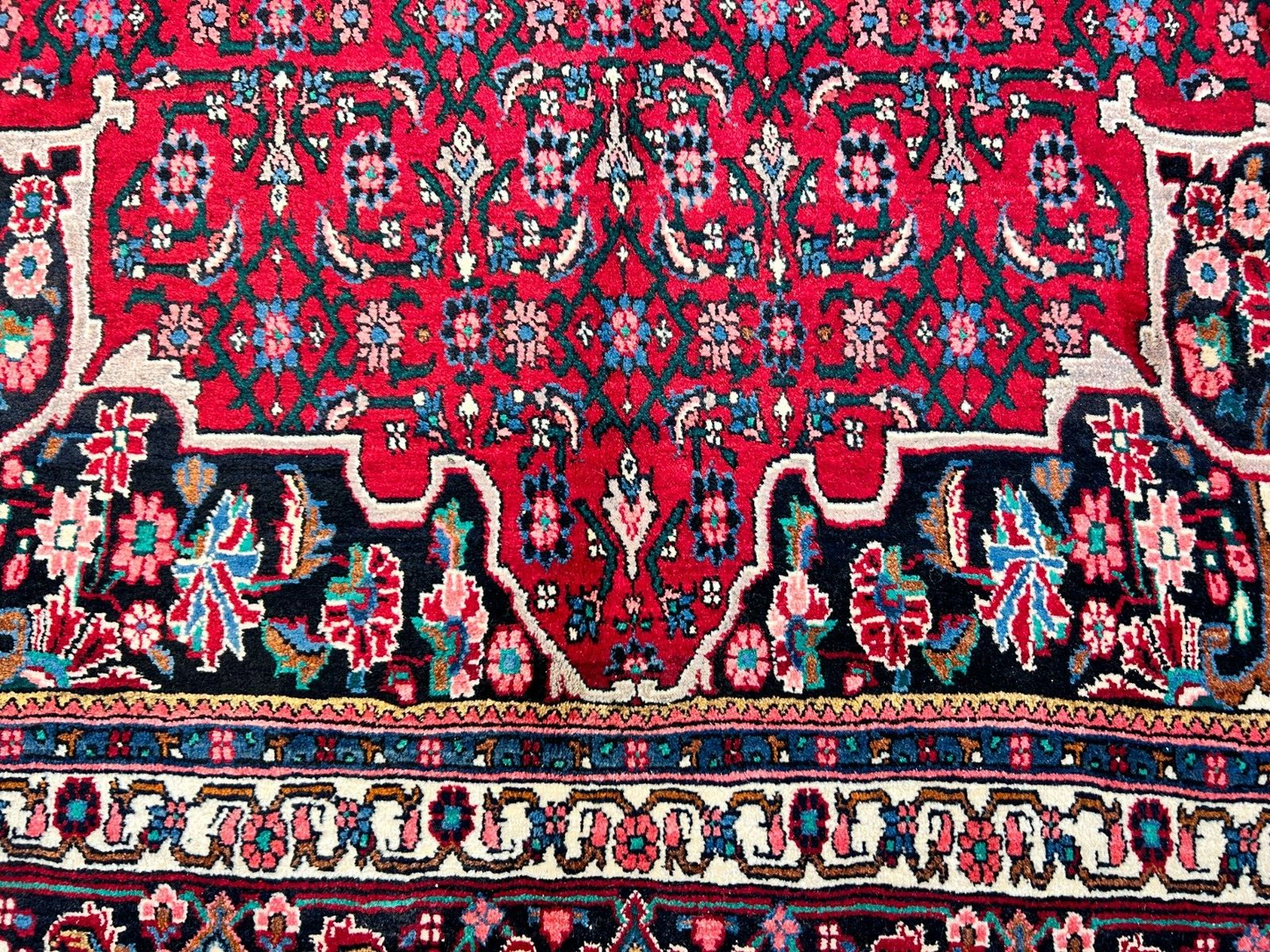 6'7"x10'6" Hand-Knotted 100% Wool Pile Bidjare Carpet - Area Rug