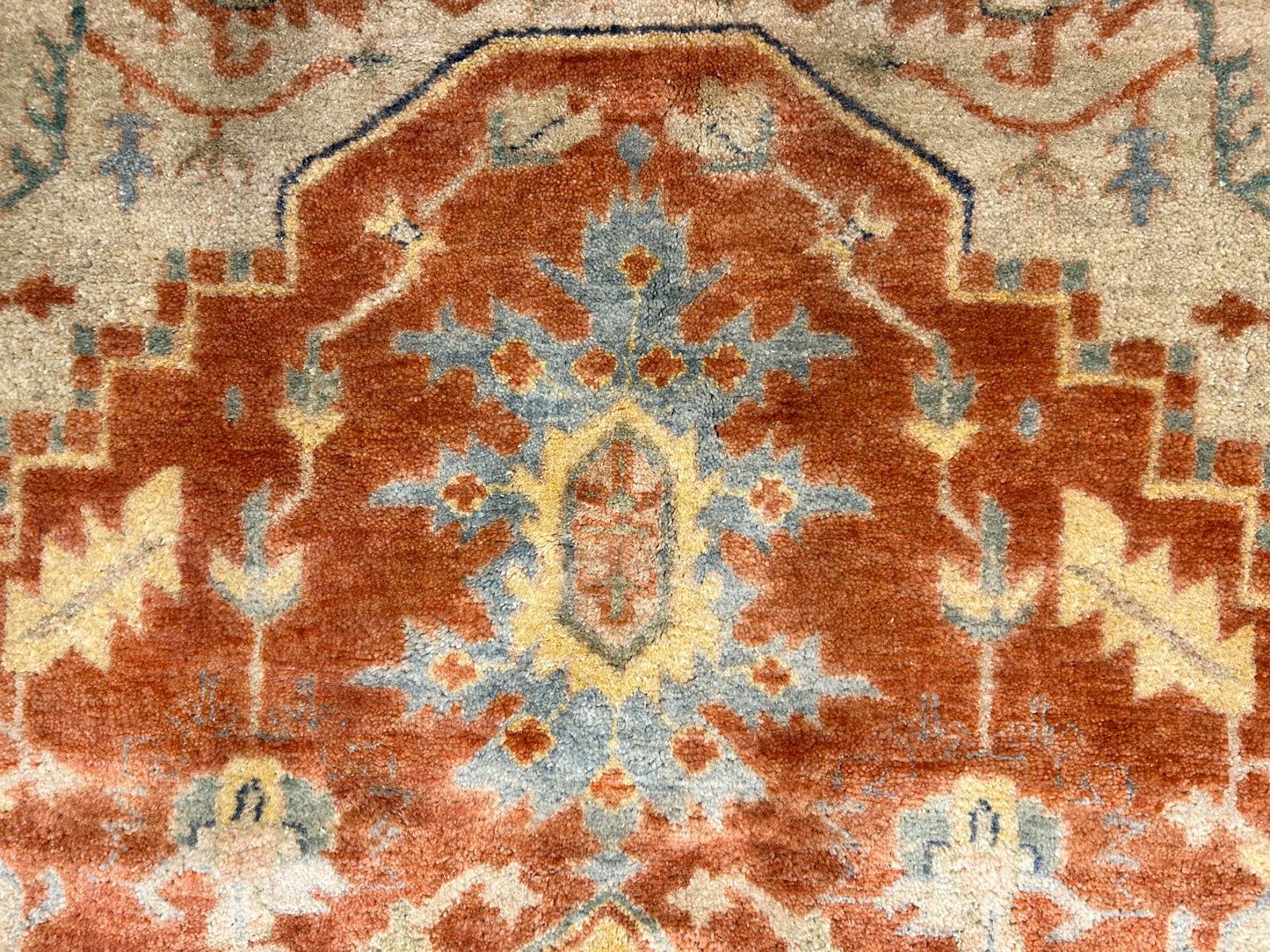 9'x12' Hand-Knotted 100% Lamb Wool Serapie Design Carpet - Area Rug