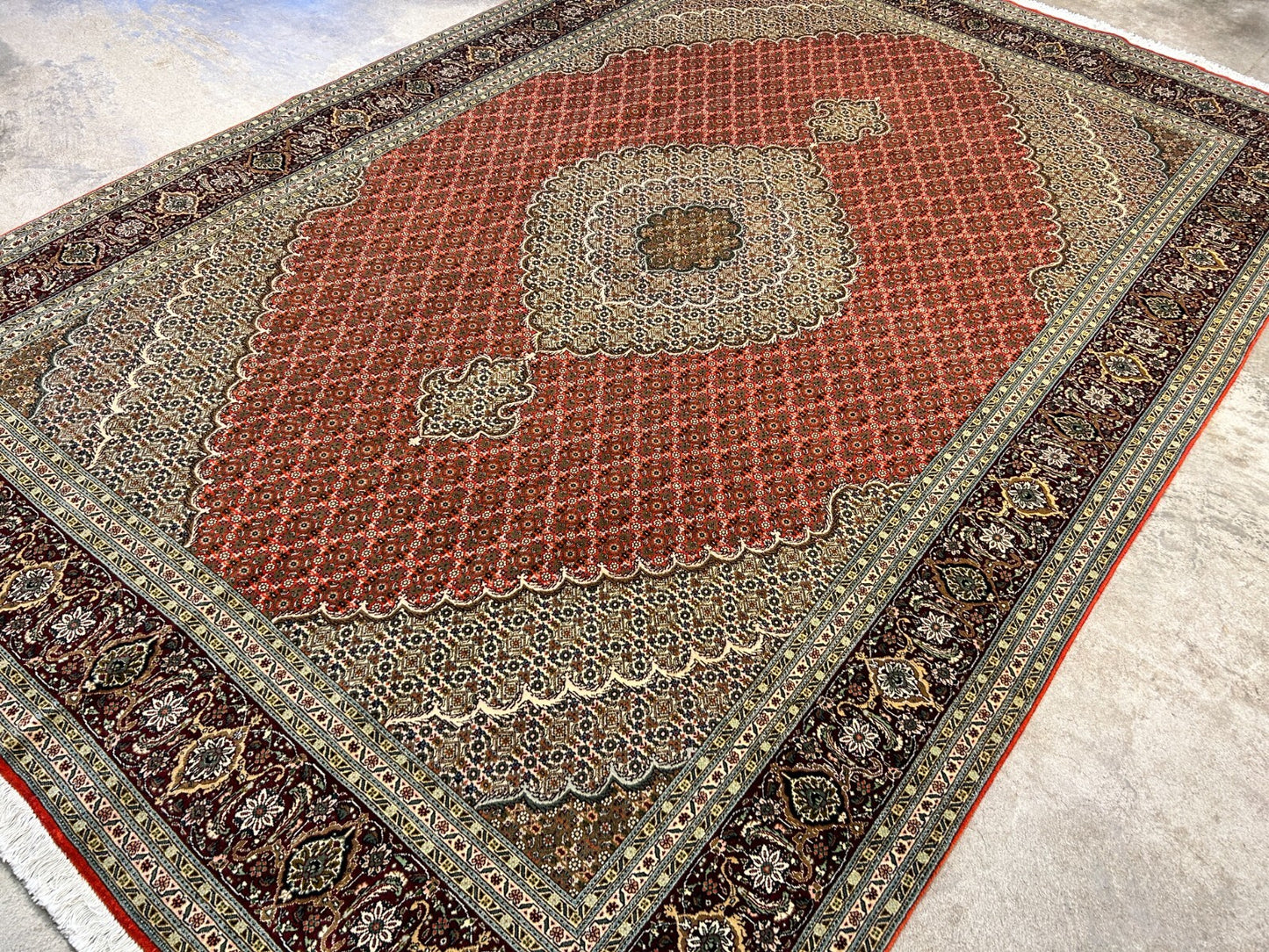 6'6"x9'6" Fine Hand-Knotted Wool & Silk Blend Tabrize Mahi Carpet - Area Rug