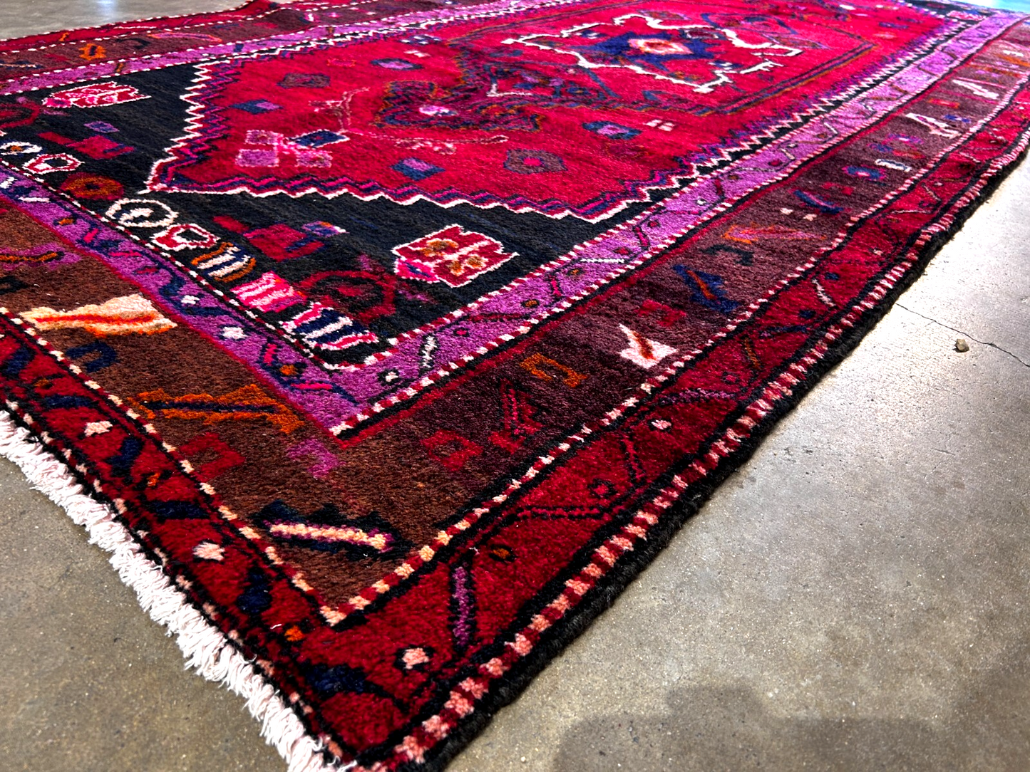 4'5" x 8'10'' Hand-Knotted 100% Lamb Wool Mousele Area Rug - Carpet