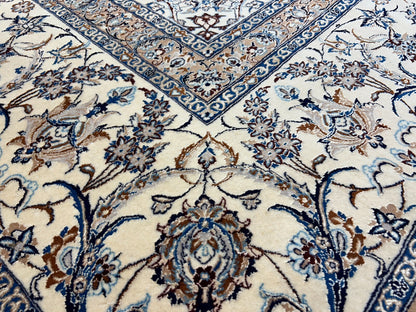10'4"x14'3" Fine Hand-Knotted Wool & Silk Naine Rug