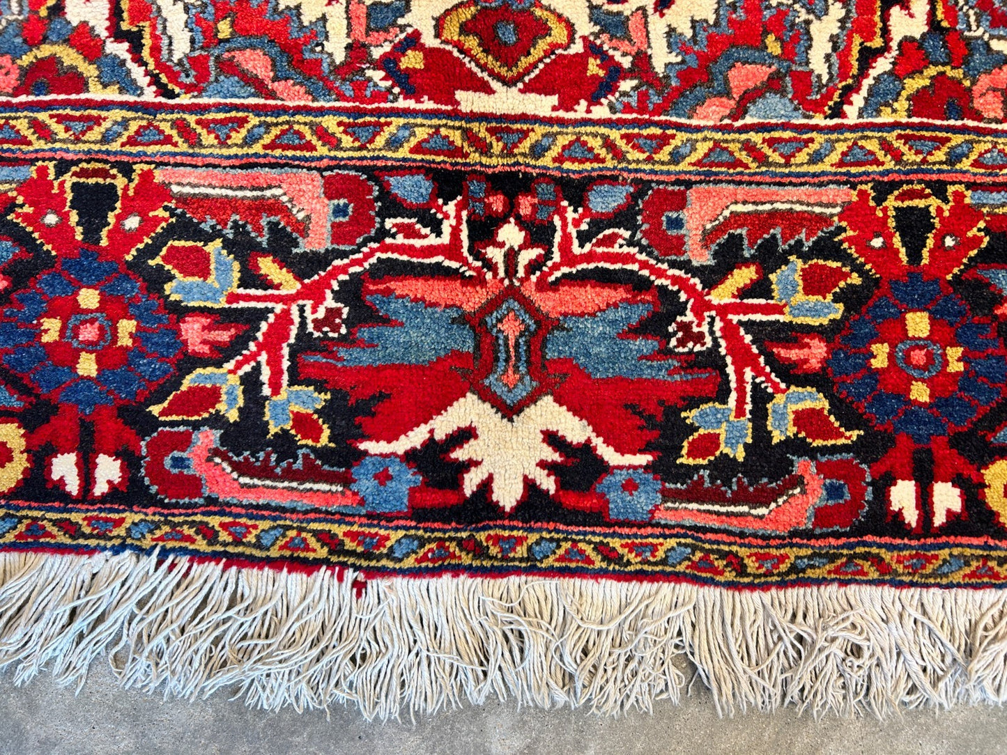 7'9"x11'4" Hand-Knotted 100% Wool Pile Herize Rug