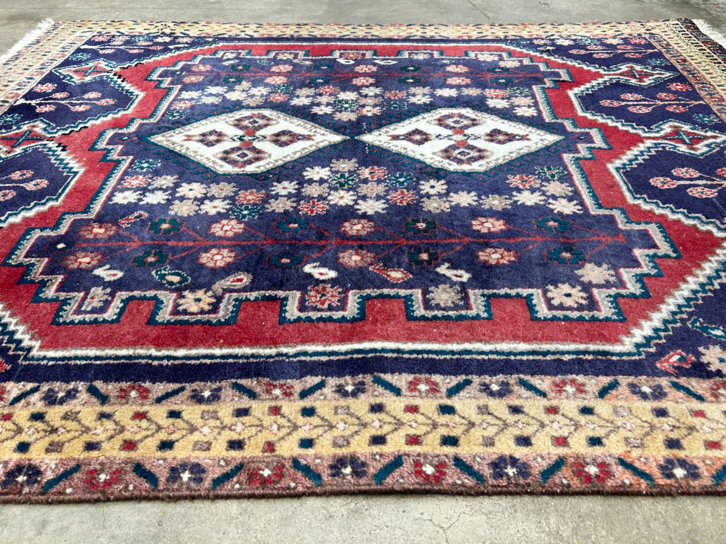4'3"x5'6" Antique Hand-Knotted 100% Wool Pile Hamadane Rug