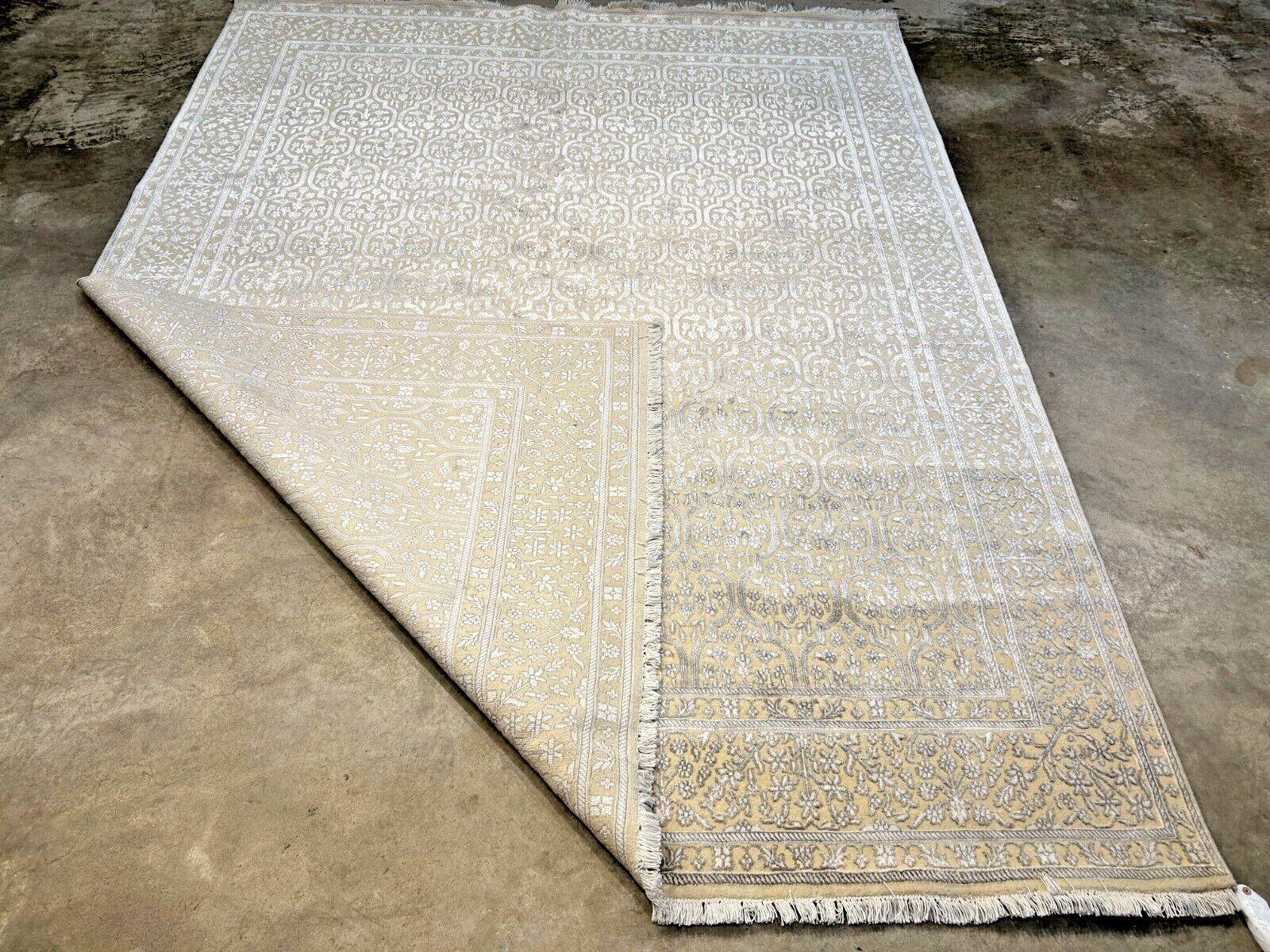 8' x 10'1" Hand-Knotted Silver 100% Wool Carpet - Indian All-Over Area Rug - 3D