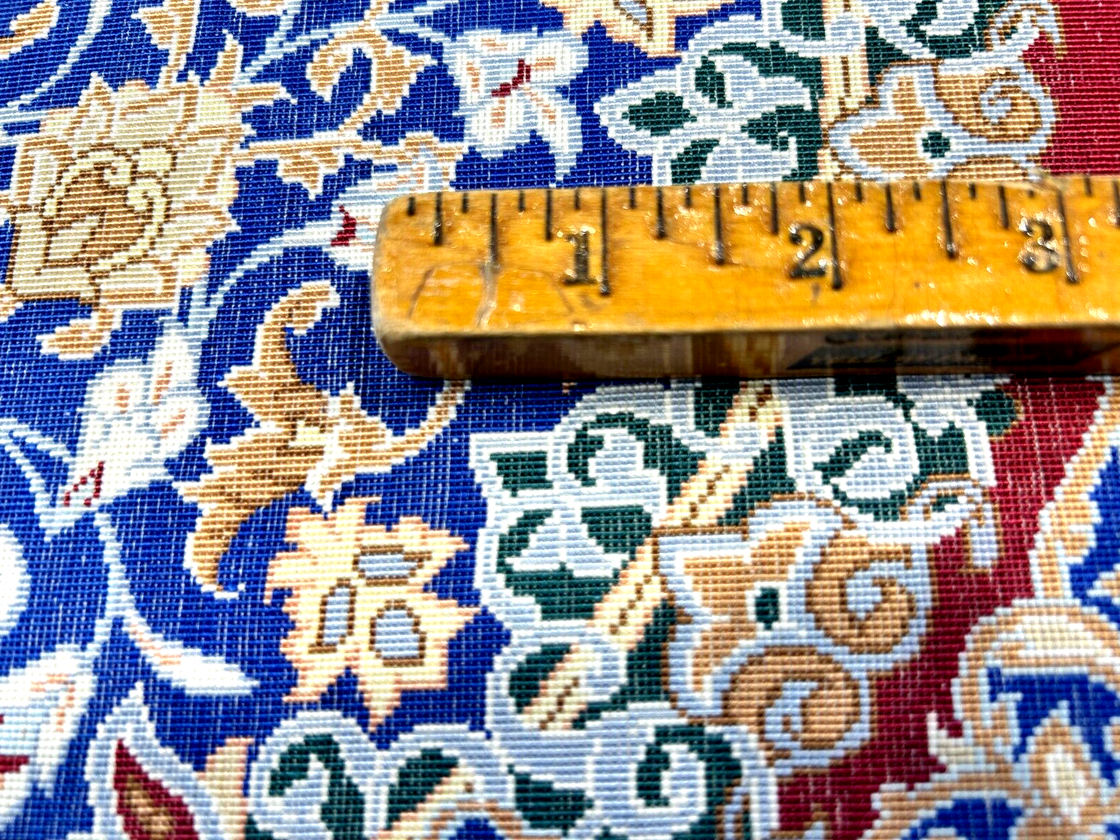 6'6"x10' Exquisite Extra-Fine Hand-Knotted 100% Silk Qume Carpet - Area Rug