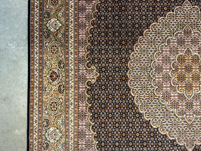 6'7"x9'7" Fine Hand-Knotted Wool & Silk Blend Tabrize Mahi Carpet - Area Rug