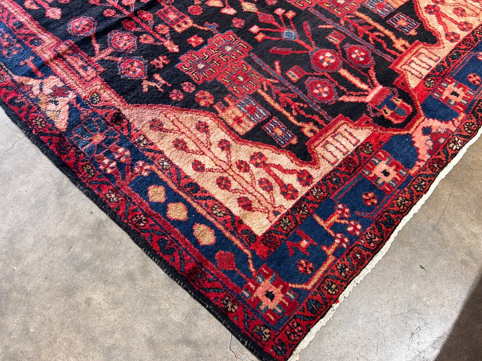 5'1" x 10'2'' Hand-Knotted 100% Lamb Wool Carpet - Nahavande Area Rug