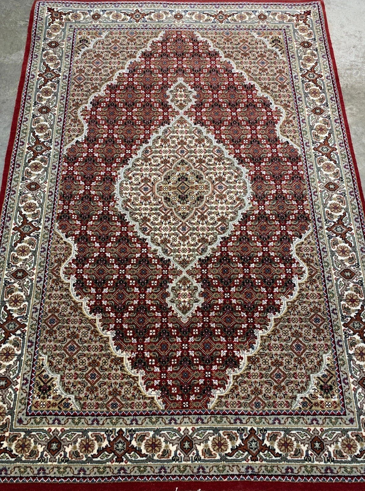4'1" x 6' Hand-Knotted 100% Wool Tabrize Mahi Rug - Area Carpet
