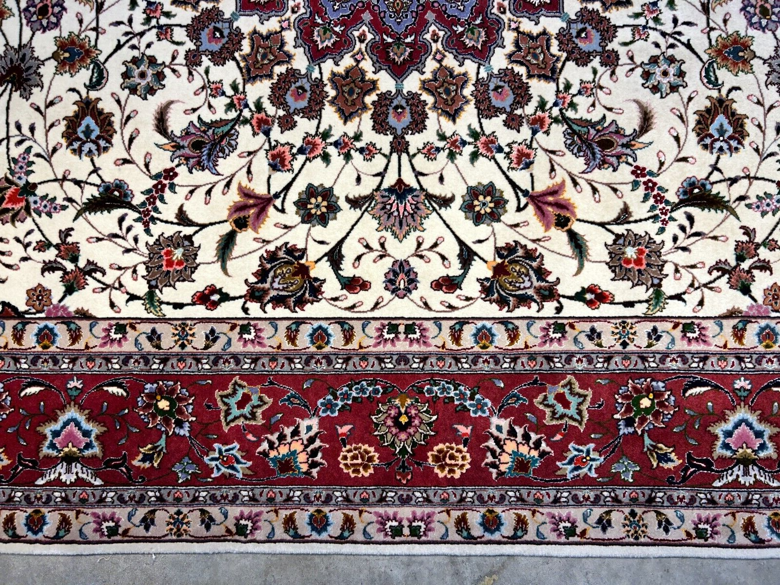 6'9"x9'9" Fine Hand-Knotted Wool & Silk Blend Tabrize Carpet - Area Rug