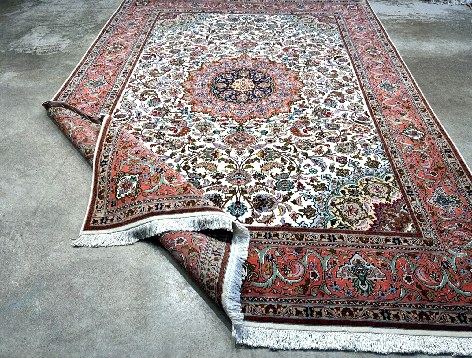 7'0"x10'8" Fine Hand-Knotted Wool & Silk Blend Tabrize Carpet - Area Rug