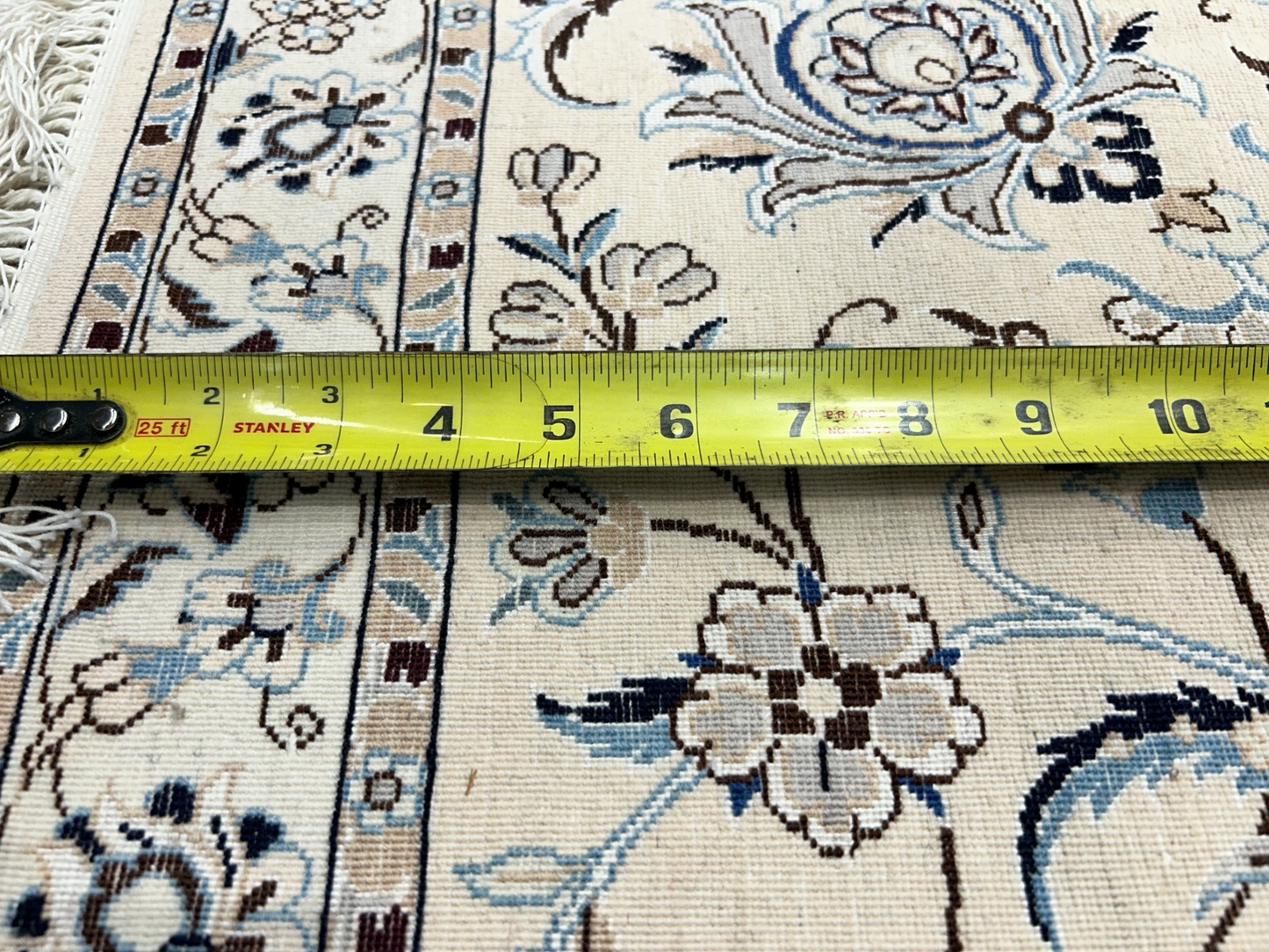 8'4"x12'1" Extra Fine Hand-Knotted Wool & Silk Naine Rug