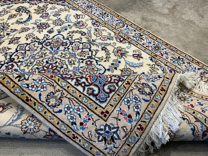 3'3"x4'10''  Very Fine Hand-Knotted Silk & Wool Naine Area Rug - Area Carpet