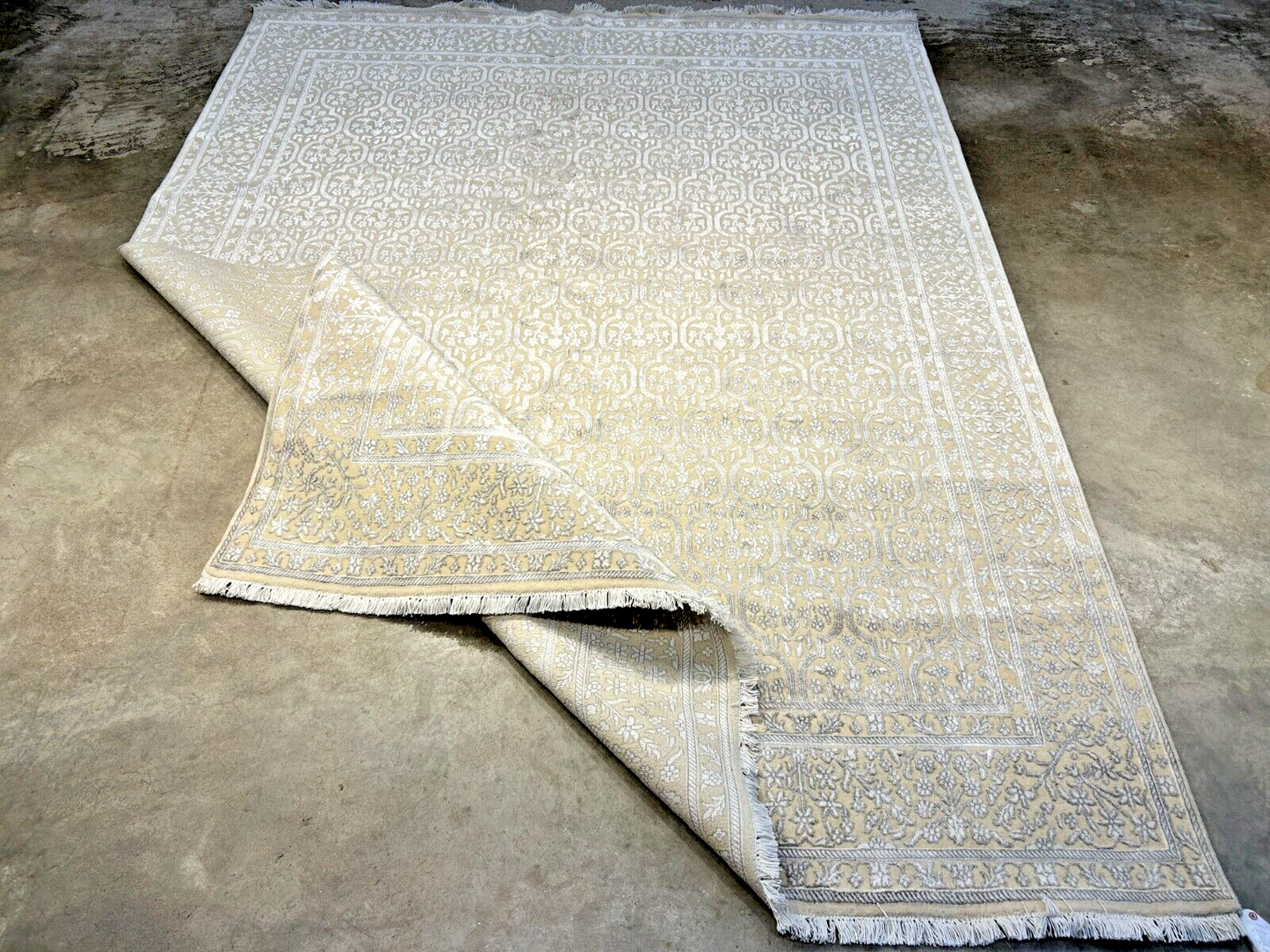 8' x 10'1" Hand-Knotted Silver 100% Wool Carpet - Indian All-Over Area Rug - 3D