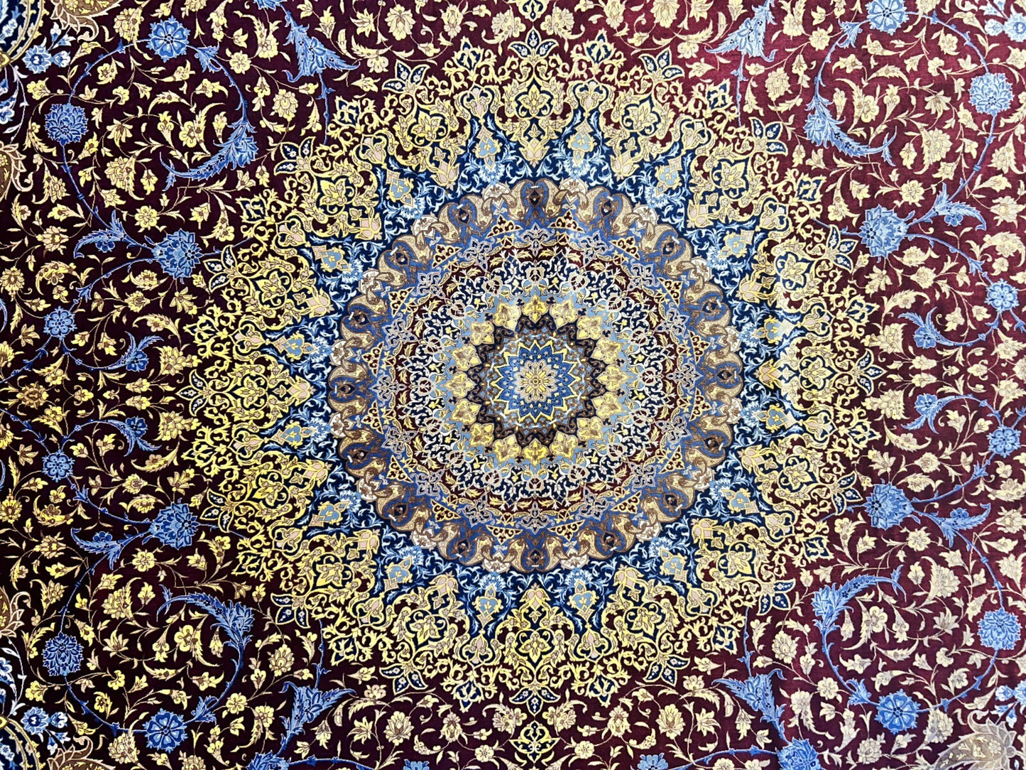 9'7"x12'10" Exquisite Signed Hand-Knotted 100% Silk Qume Rug