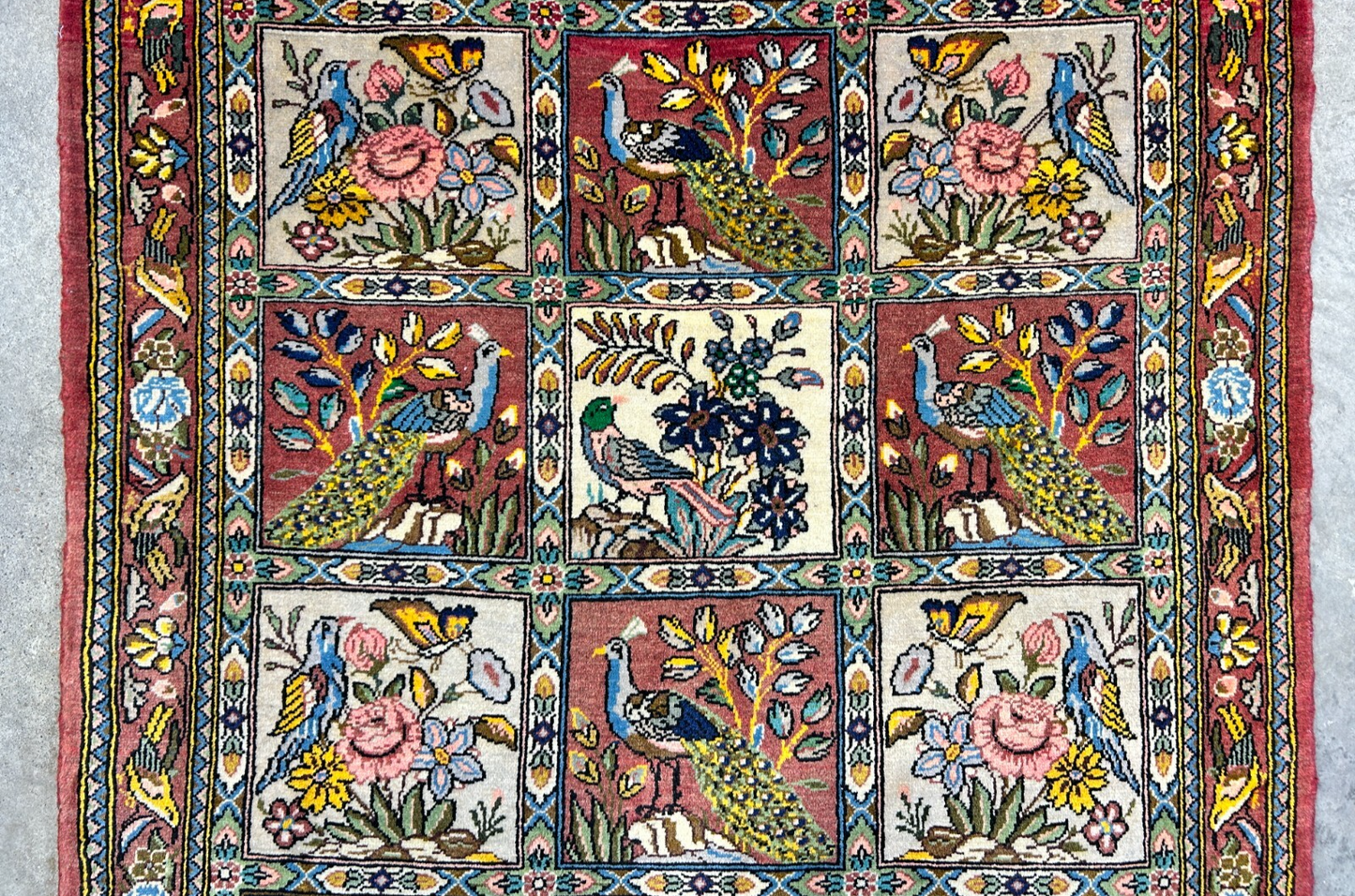 3'5"x5'2" Hand-Knotted 100% Lamb Wool Bakhtiarie Carpet - Area Rug