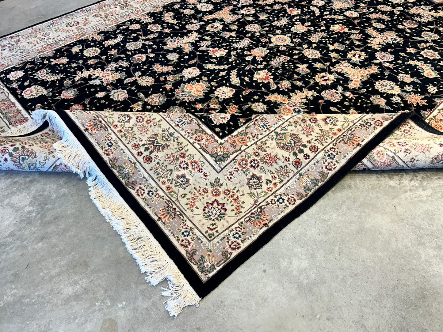 8'9"x11'6" Hand-Knotted Wool & Silk Blend Oriental Rug