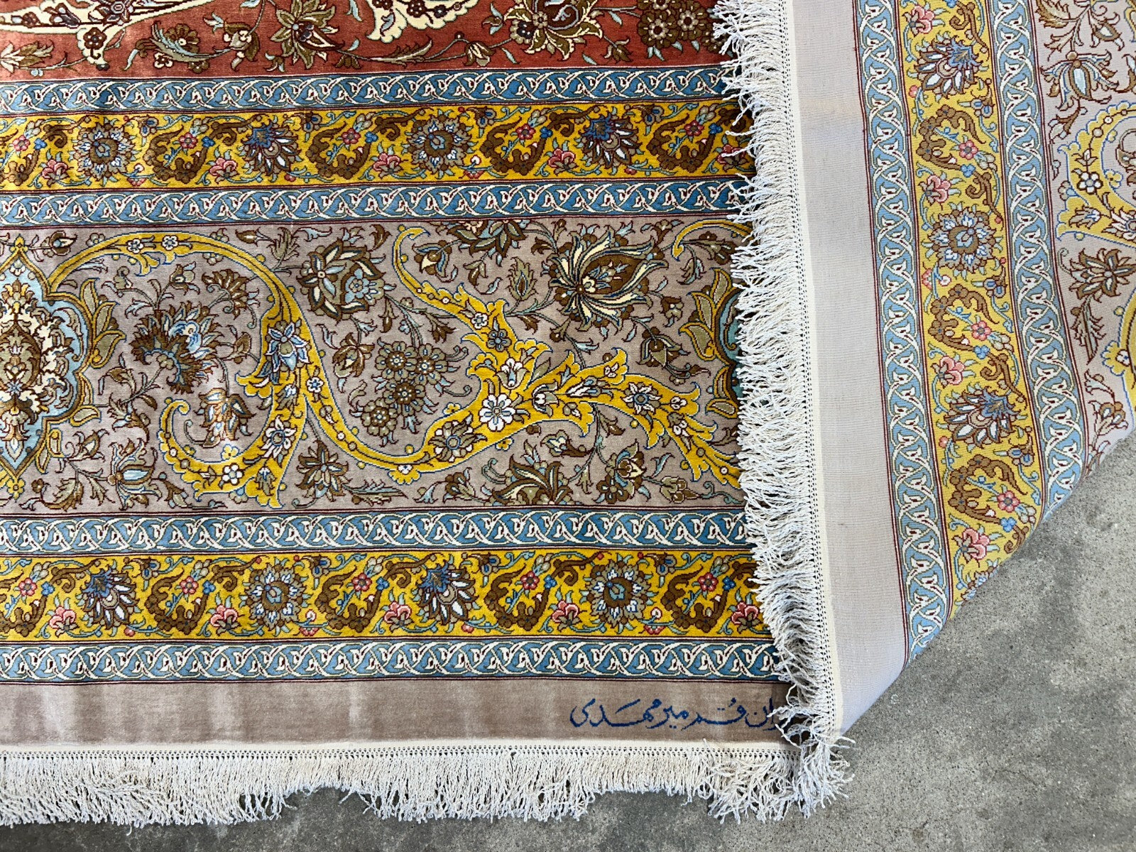 9'9"x13'4" Exquisite Signed Hand-Knotted 100% Silk Qume Rug