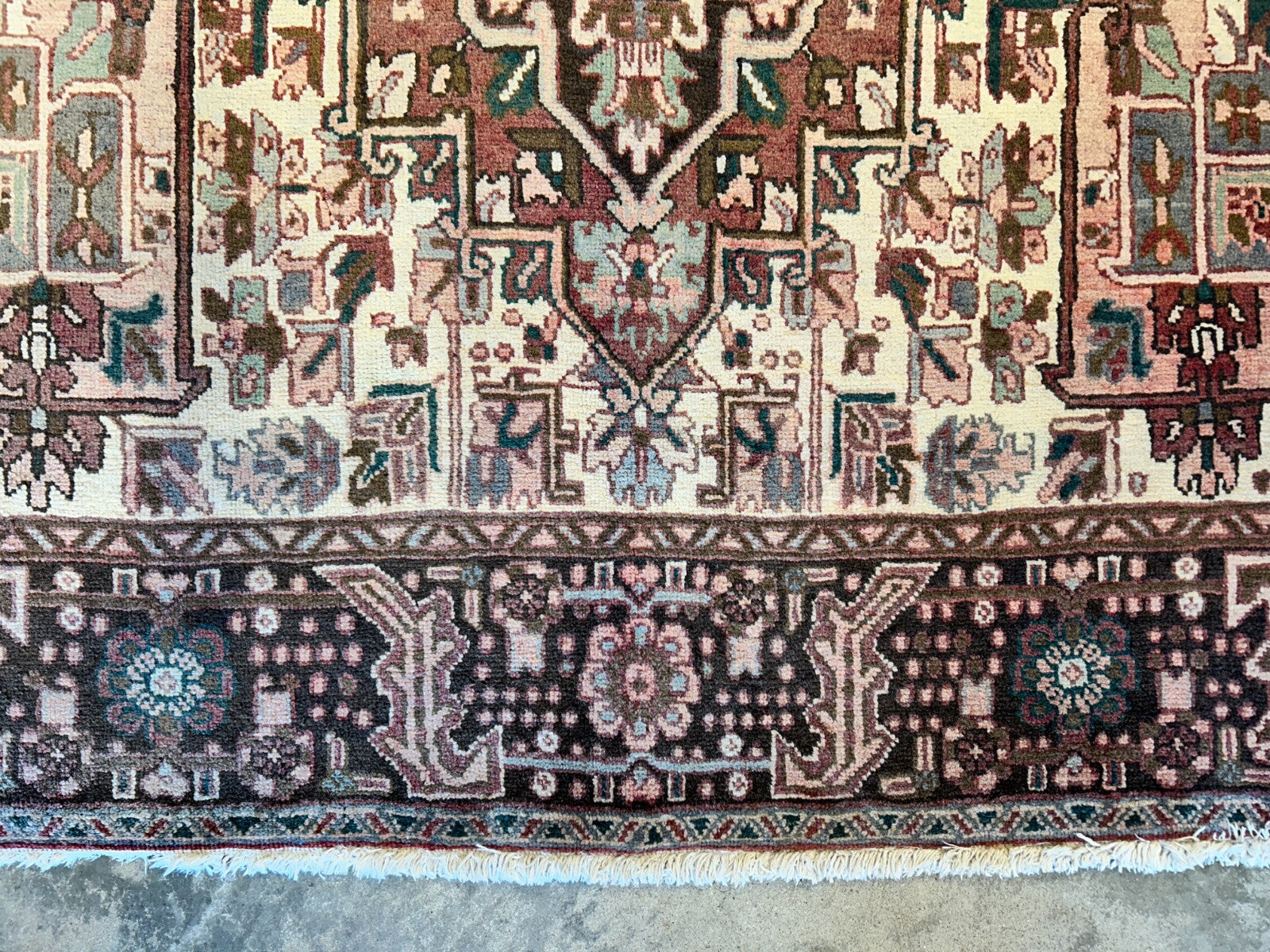 7'5"x11'5" Hand-Knotted 100% Wool Pile Herize Rug