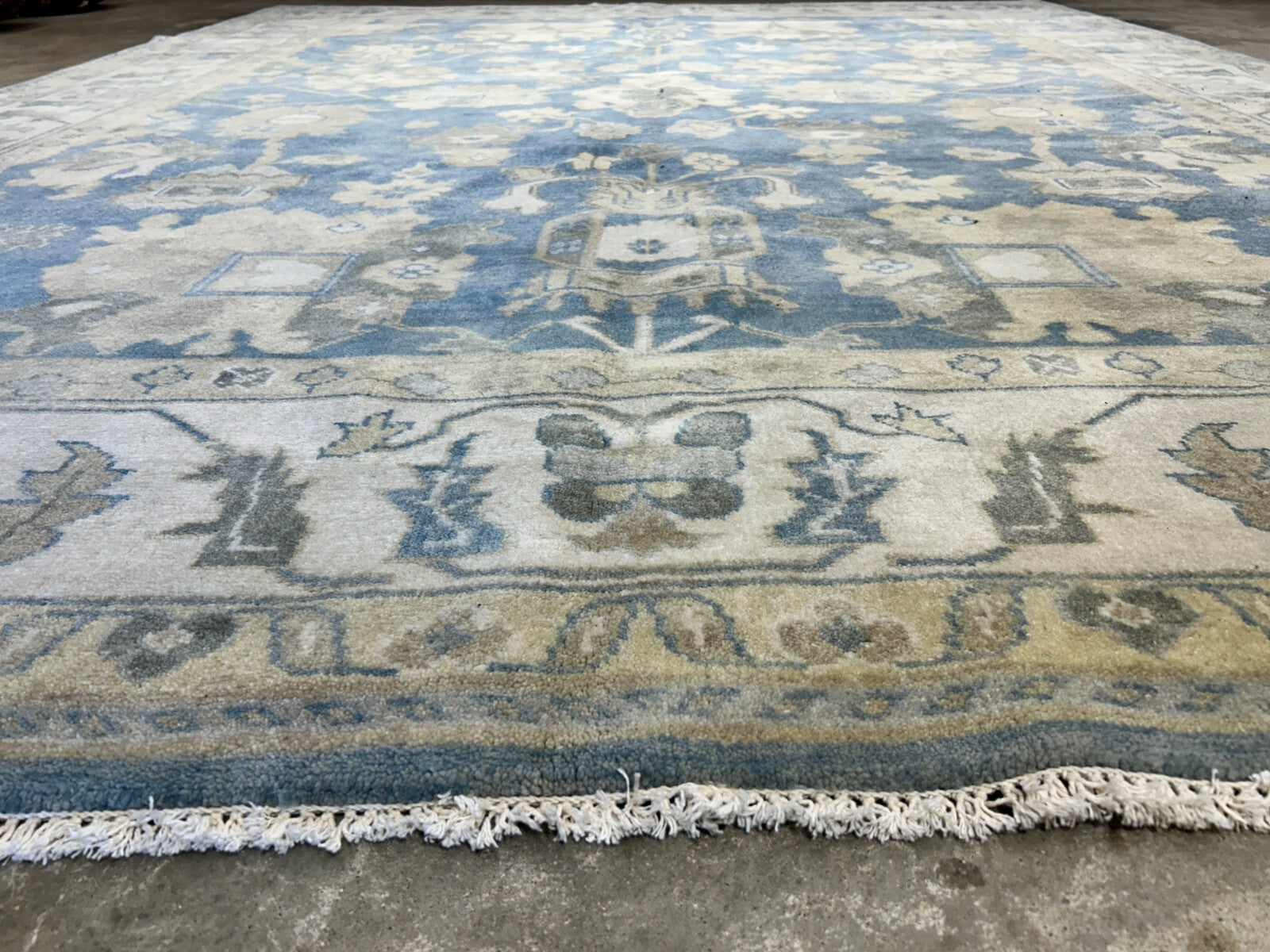 9'1"x12'2" Hand-Knotted 100% Wool Pile Oushak Rug