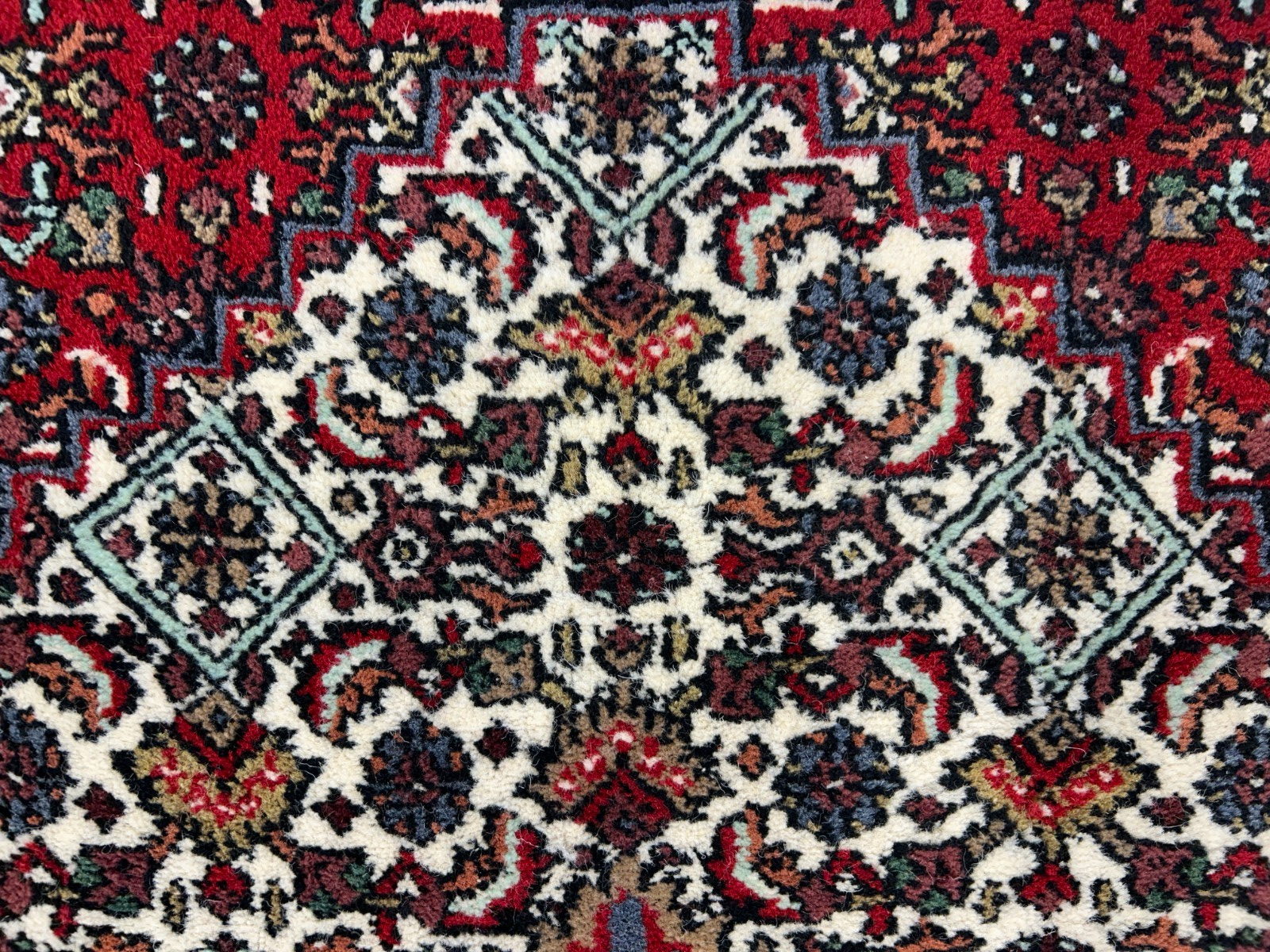 3'10"x5'10" Hand-Knotted 100% Wool Pile Indobijar Area Rug - Carpet