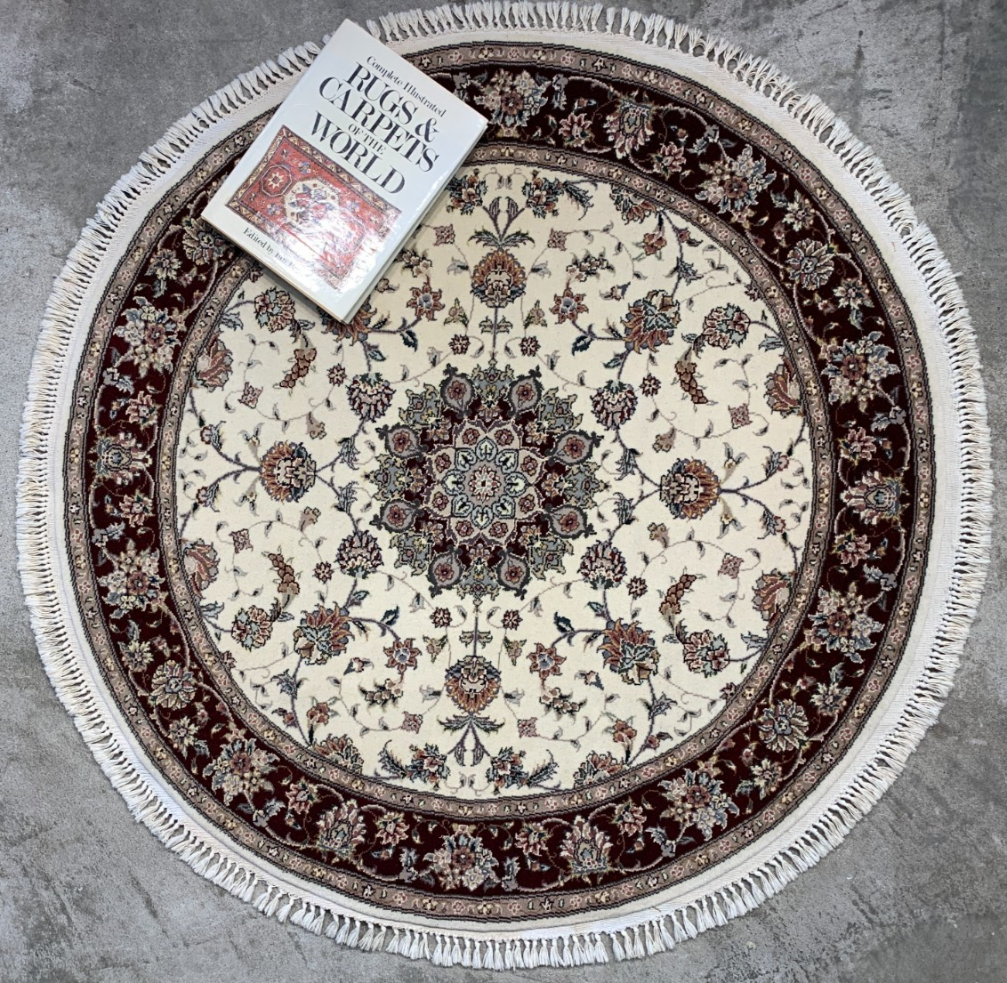 4' Diameter Exquisite Hand-Knotted 100% Wool Pile Oriental Rug