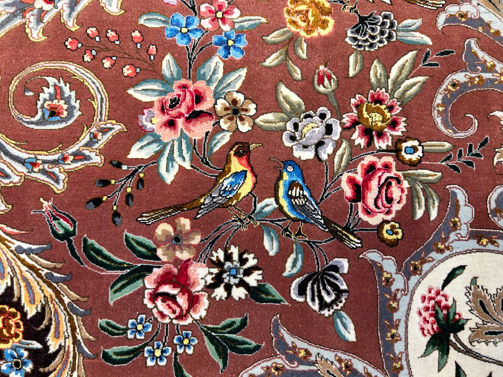 6'9"x9'10" Extra-Fine Hand-Knotted Wool & Silk Blend Tabrize Carpet - Area Rug