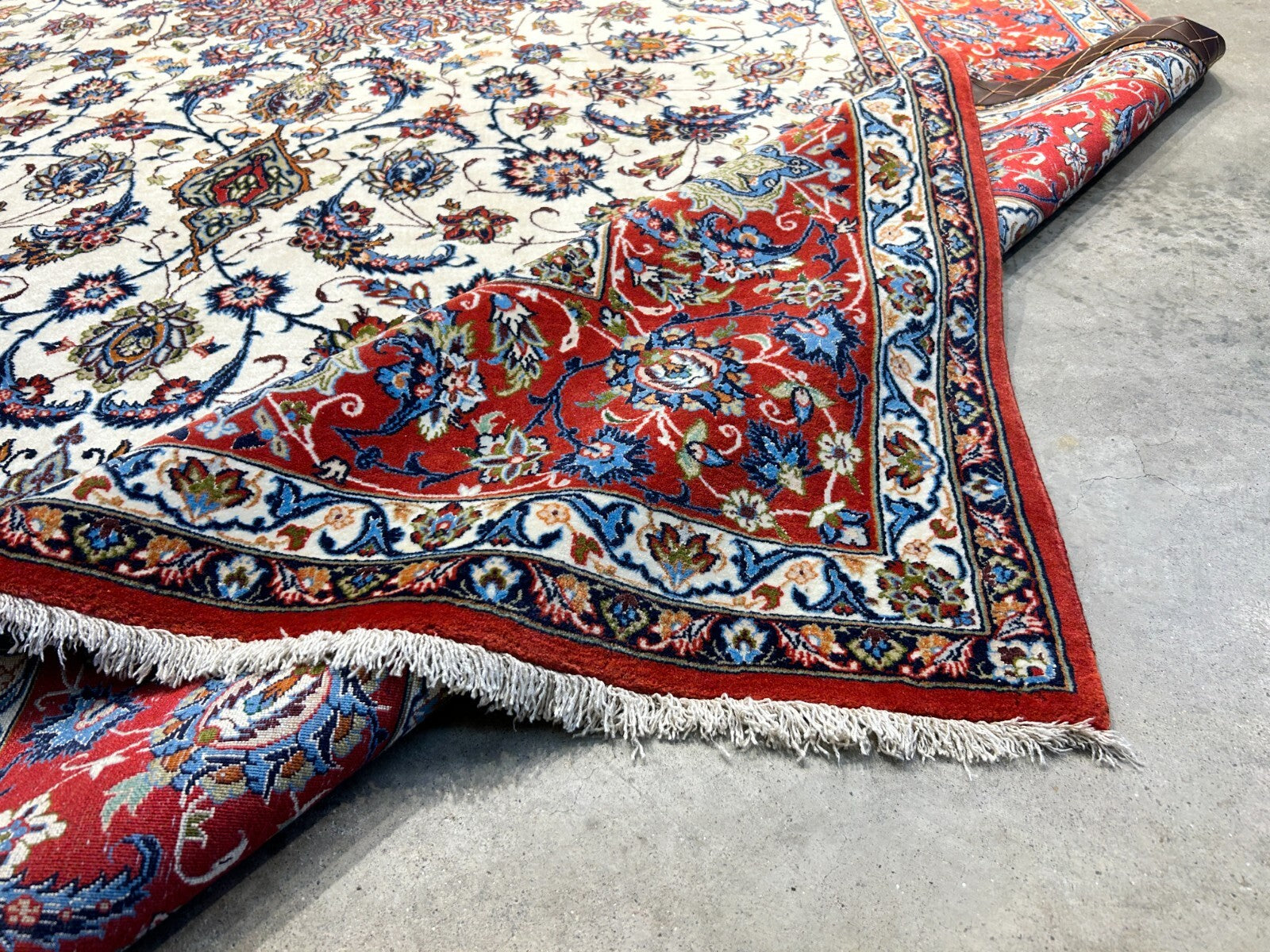 6'9"x10'3" Extra-Fine Hand-Knotted Wool & Silk Blend Isfahane Area Rug - Signed