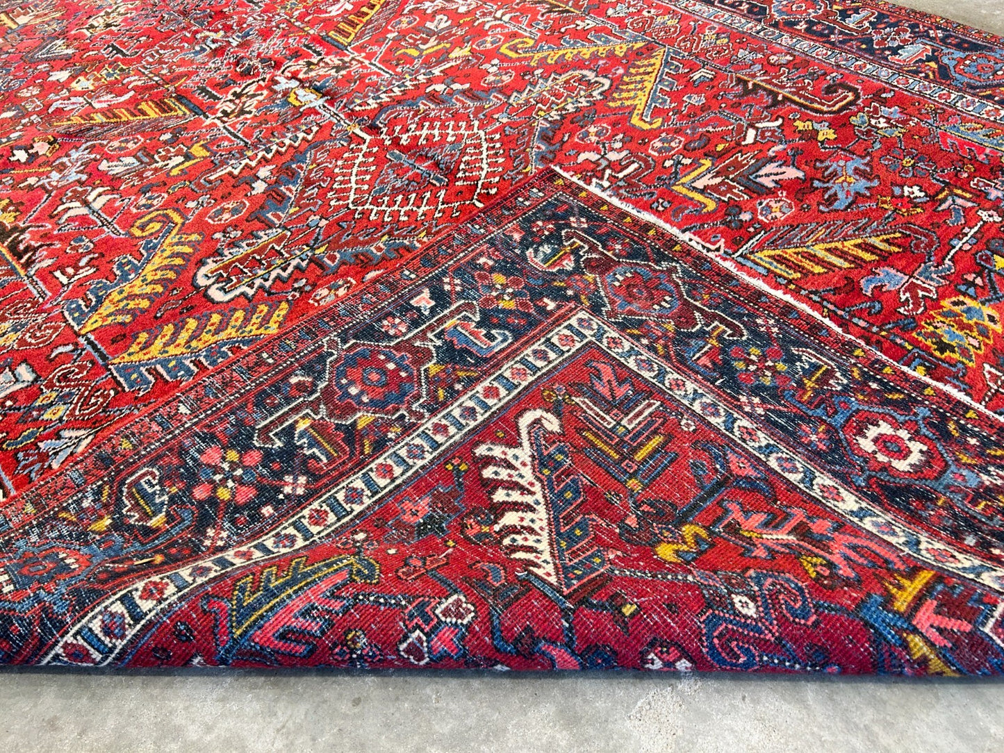 8'2"x10'11" Collector Antique 100% Wool Pile Herize Rug