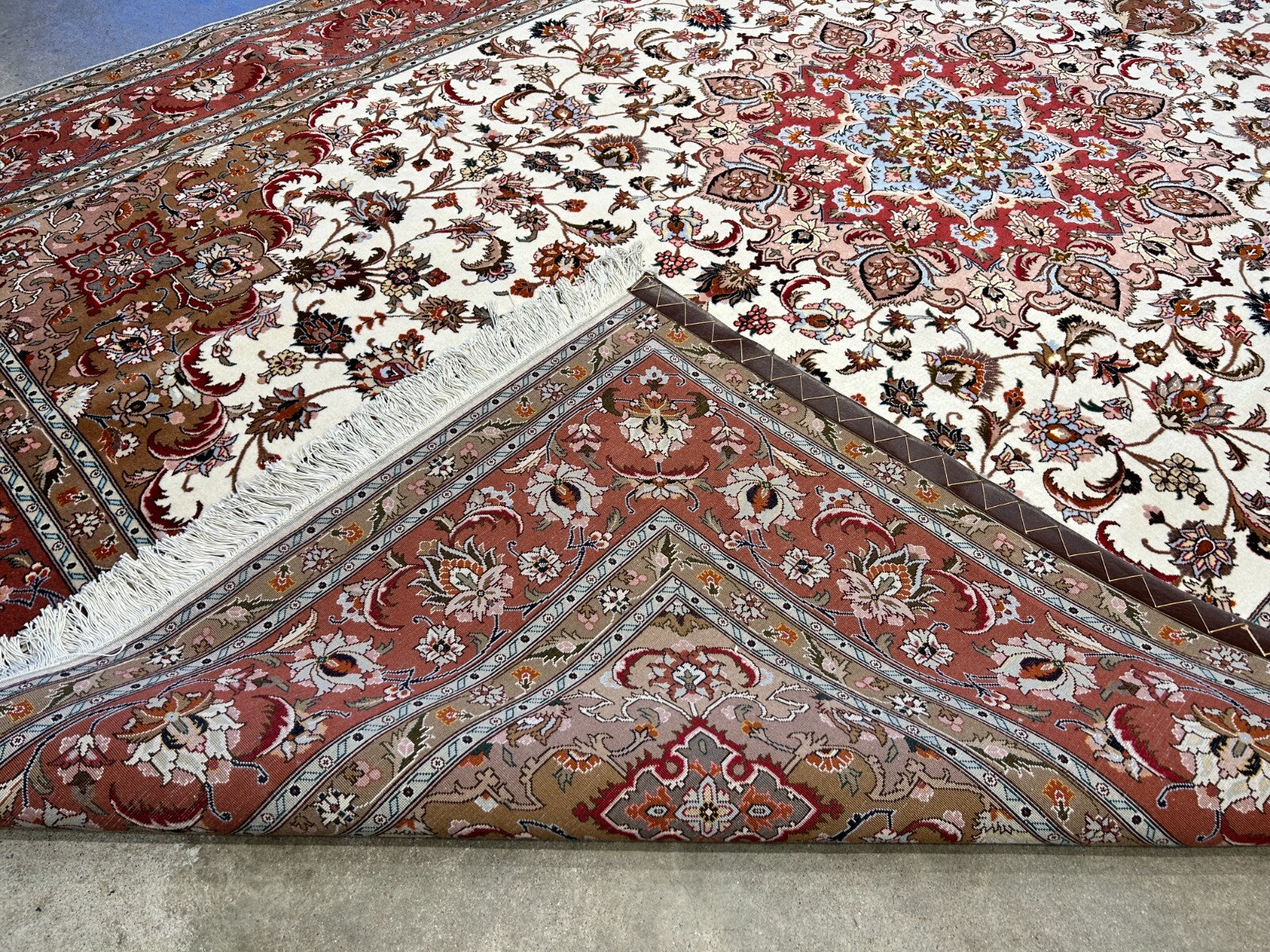 6'7"x10'1" Fine Hand-Knotted Wool & Silk Tabrize Rug - Area Carpet