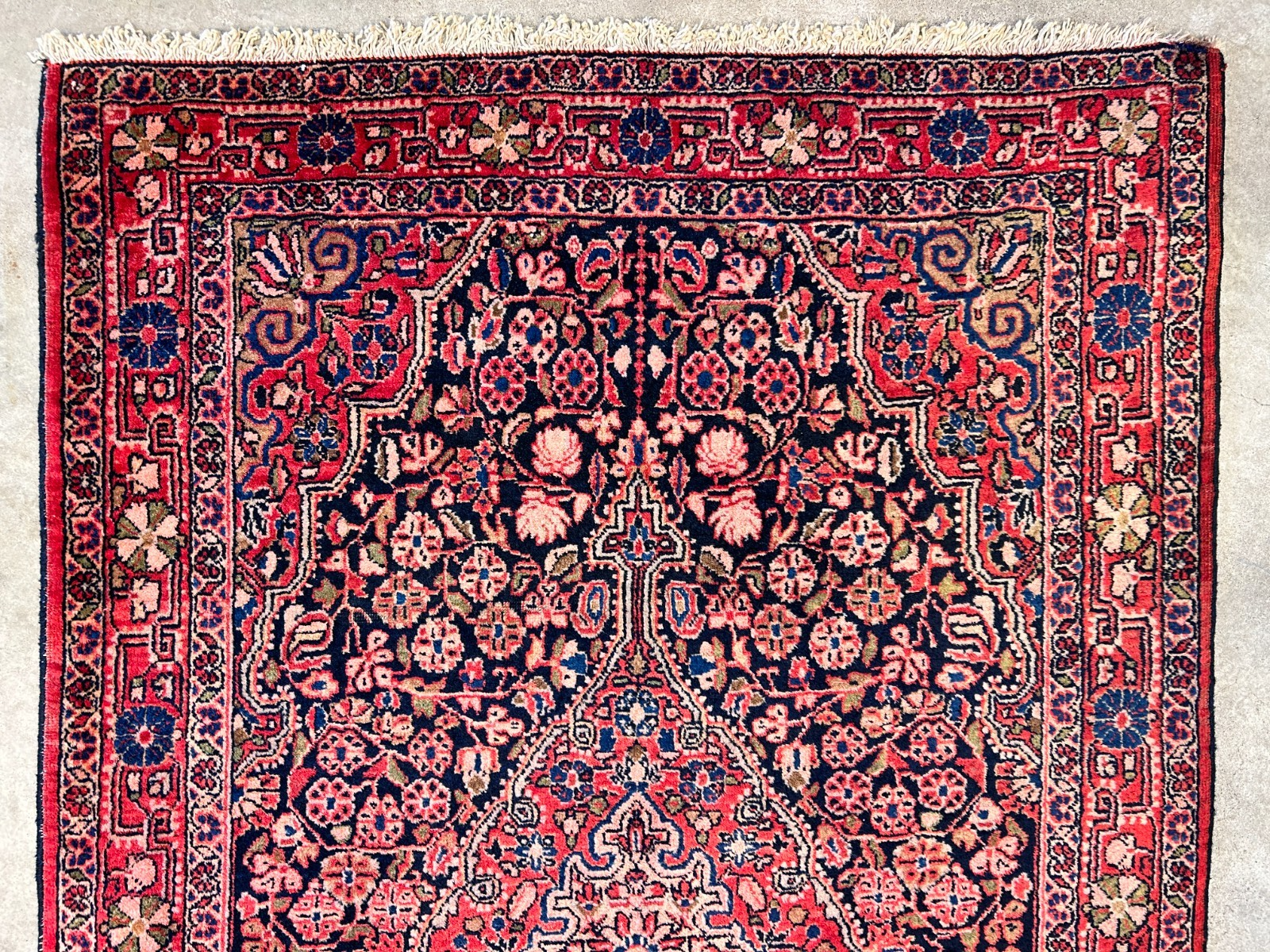 Rare Antique _ 3'5"x5'3" Hand-Knotted 100% Wool Pile Sarouke Josan Area Rug