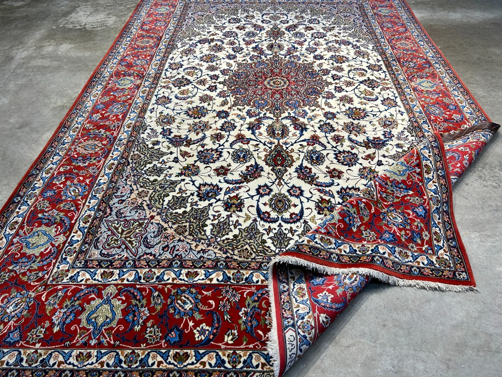 6'9"x10'3" Extra-Fine Hand-Knotted Wool & Silk Blend Isfahane Area Rug - Signed