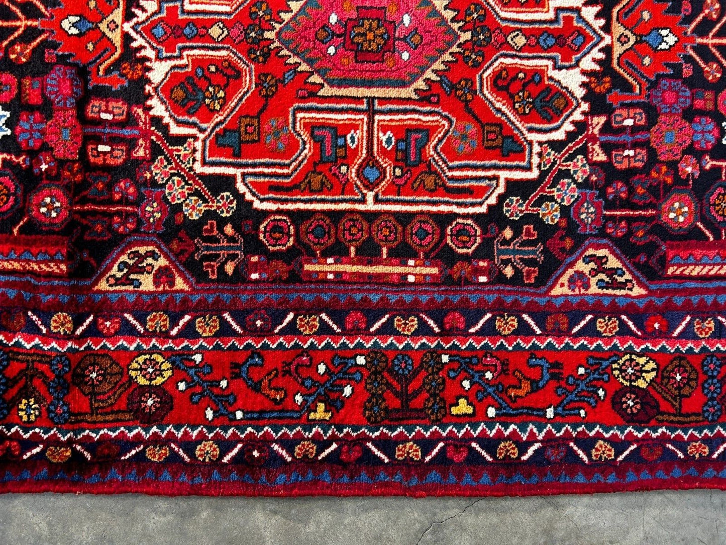 4'10" x 9'8" Hand-Knotted 100% Wool Carpet - Hamedane Area Rug