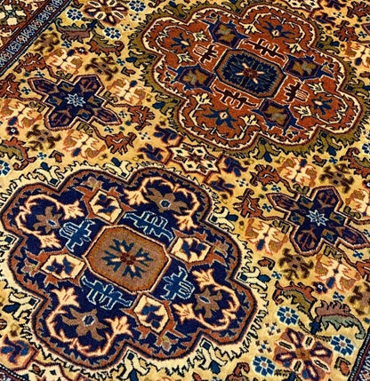 4'5'' x 6'4" Hand-Knotted 100% Wool Ardabili Area Rug - Carpet