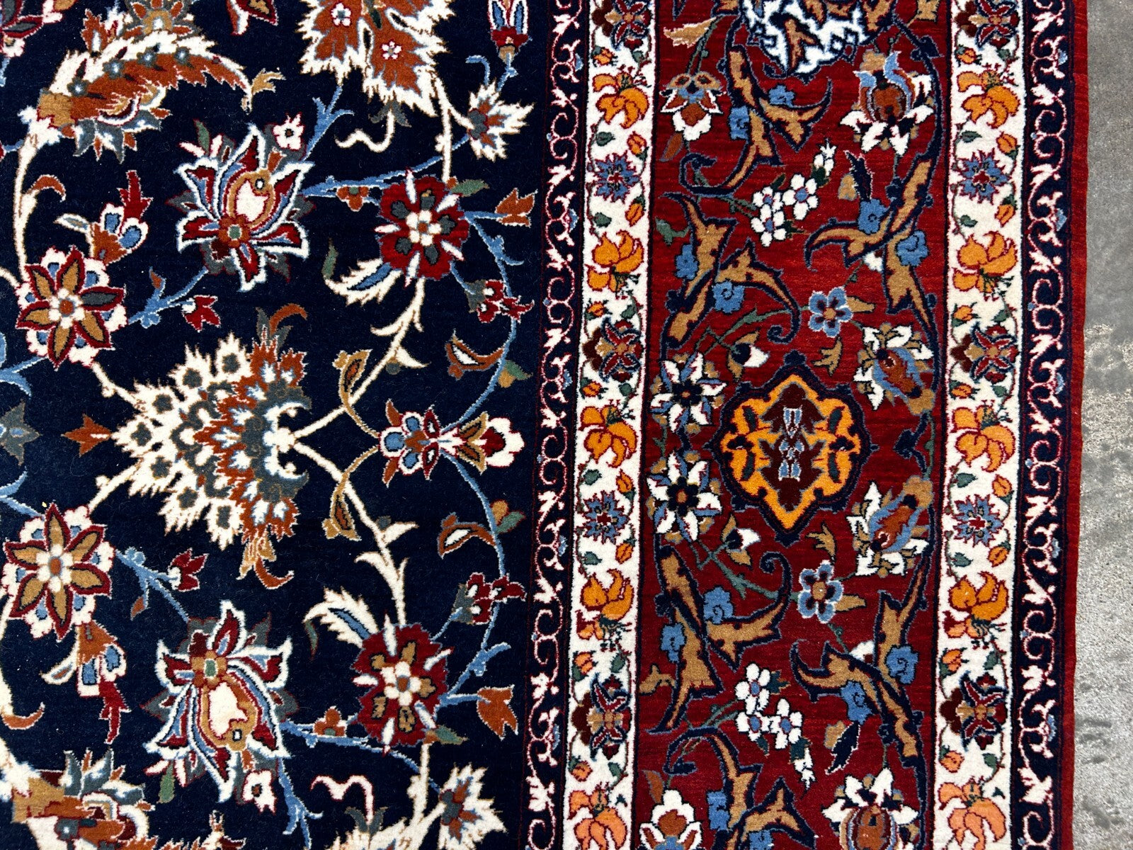 7'9"x12'8" Extra Fine Hand-Knotted Wool & Silk Isfahane Seirafian Rug