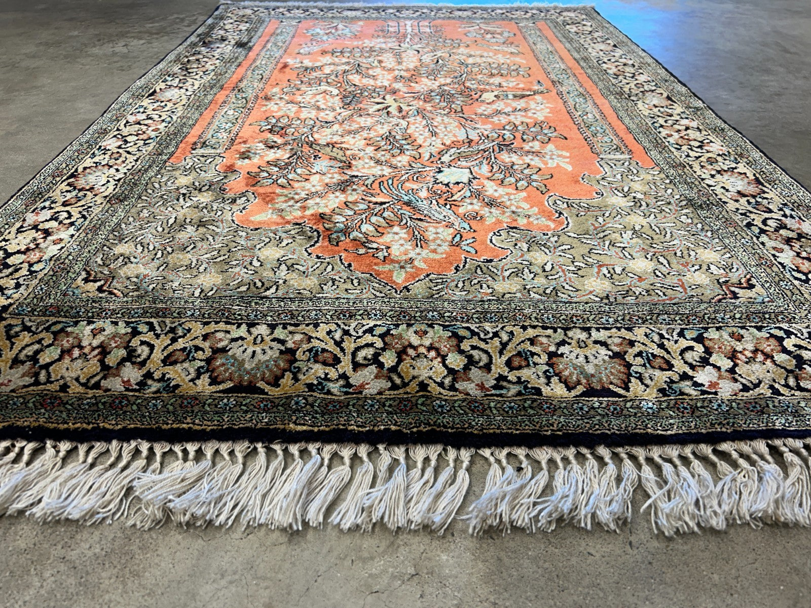 3'3"x5'7" Exquisite Fine Hand-Knotted 100% Silk Tree of Life Area Rug