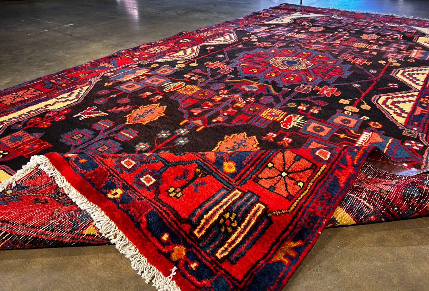 5'3" x 10'3" Hand-Knotted 100% Wool Pile Nahavande Area Rug - Carpet