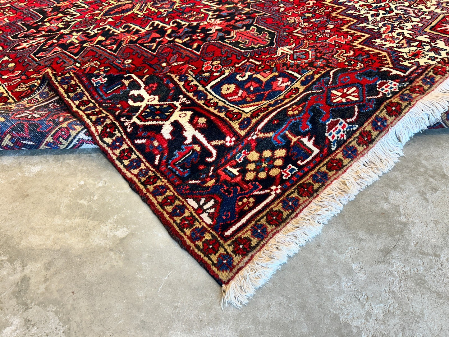 7'8"x11'5" Hand-Knotted 100% Wool Pile Herize Rug