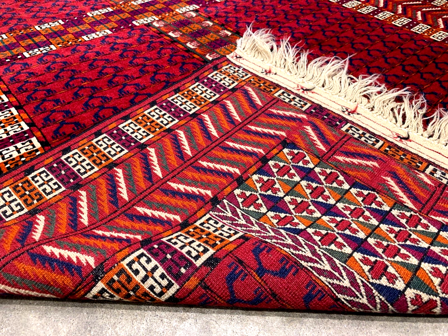 4'4"x6'8" Antique Hand-Knotted 100% Lamb Wool Russian Chichi Hatchli Rug