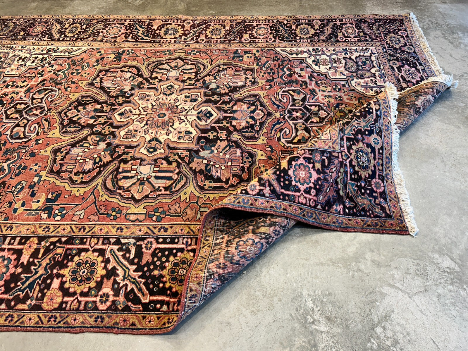 8'x11'3" Hand-Knotted 100% Wool Pile Herize Rug