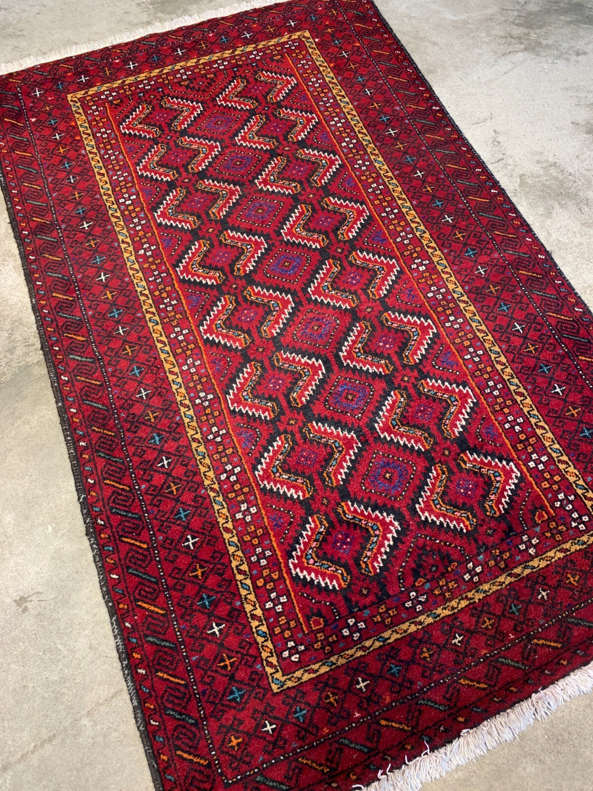 3'3"x5'7'' Hand-Knotted 100% Wool Baluchie Area Rug - Area Carpet