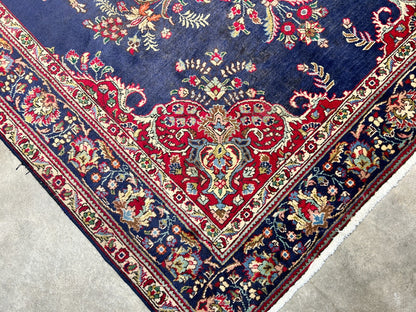 6'7"x9'9" Antique Hand-Knotted Wool Oriental Rug - Area Carpet