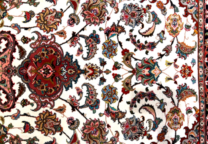 8'3"x11'3" Fine Hand-Knotted Wool & Silk Tabrize Rug