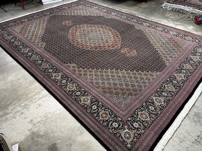 8'2"x11'5" Fine Hand-Knotted Wool & Silk Oriental Rug - Area Carpet