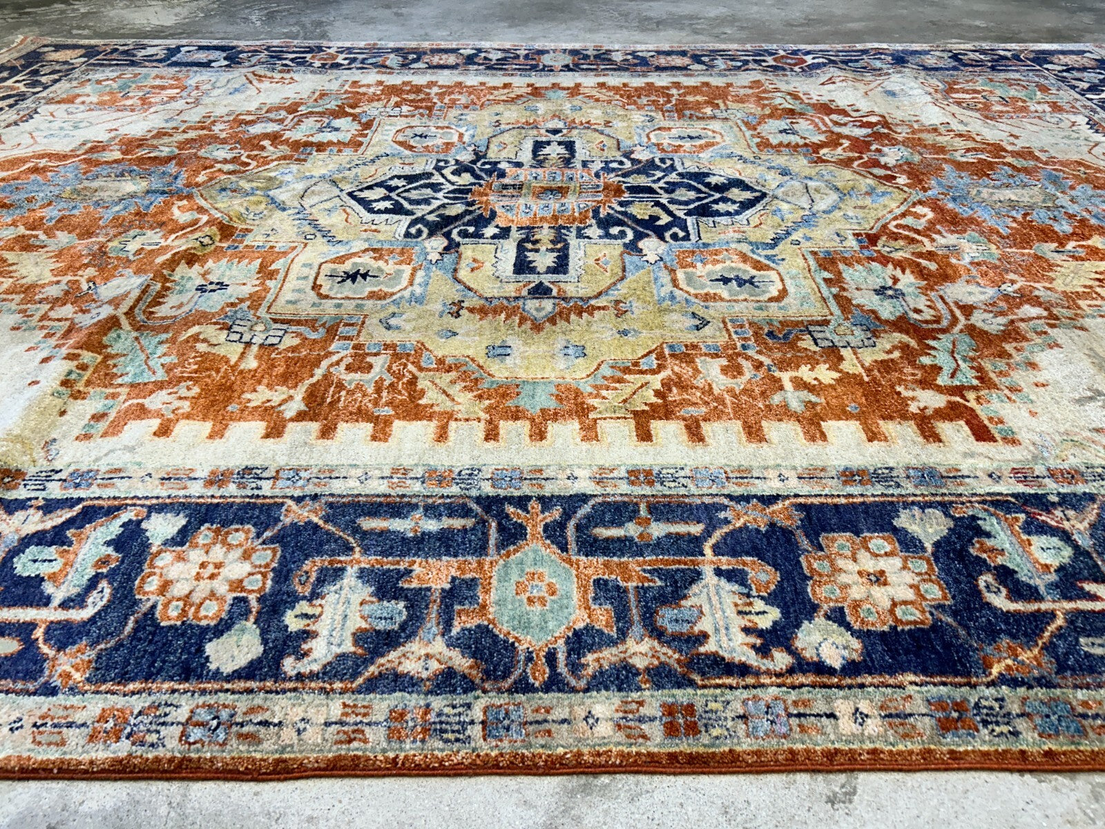 9'x12' Hand-Knotted 100% Lamb Wool Serapie Design Carpet - Area Rug