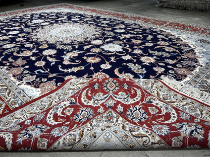 8'8"x11'9" Extra Fine Hand-Knotted Wool & Silk Isfahane Rug