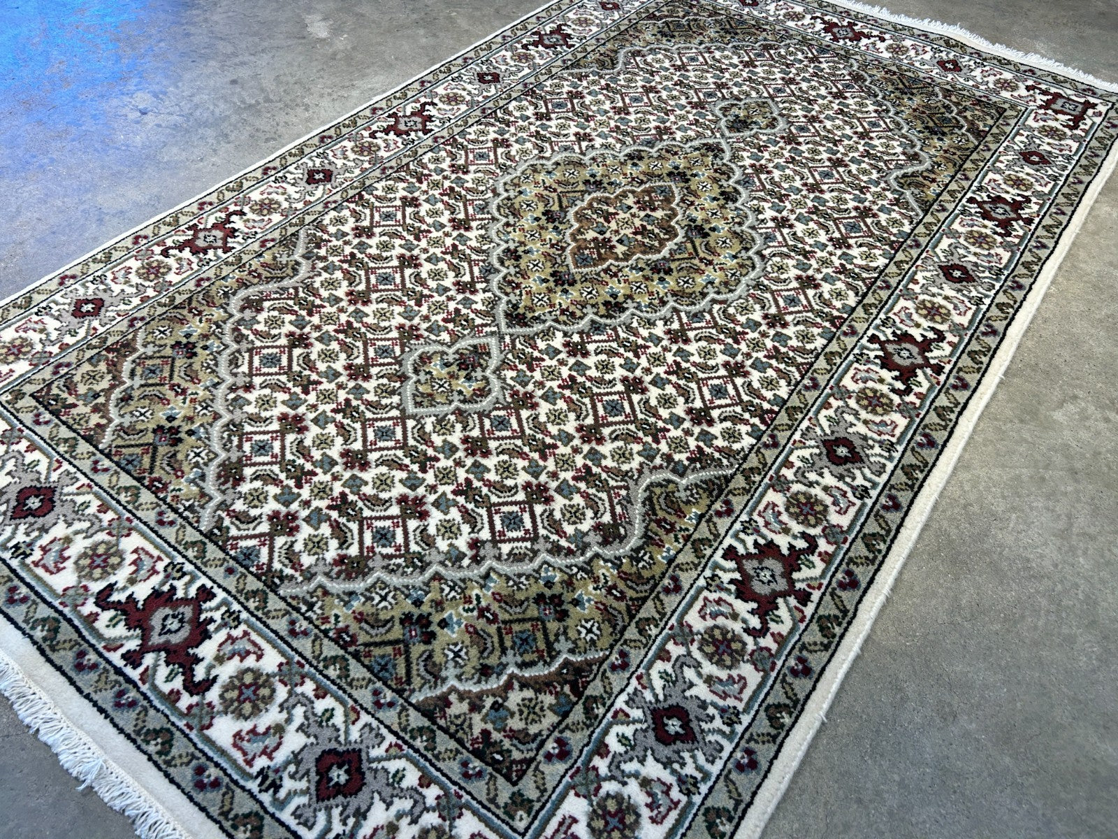 3'x5' Hand-Knotted Wool & Silk Pile Tabrize Mahi Rug